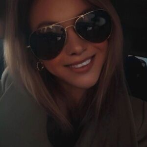 Meet your Posher, Stacey